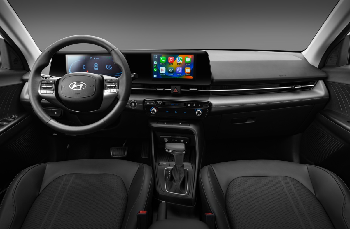 Hyundai Accent nội thất